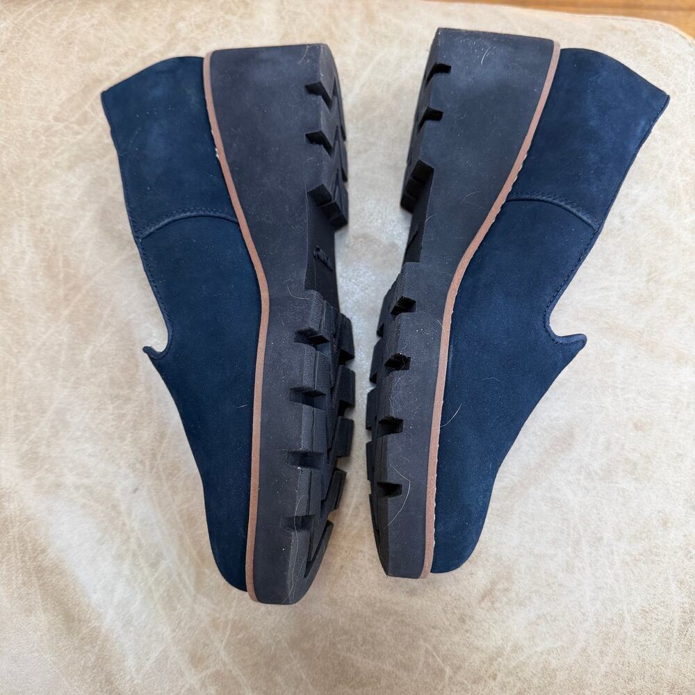 Vionic Willa Wedge Sandals – Navy Suede - Picture 11 of 14